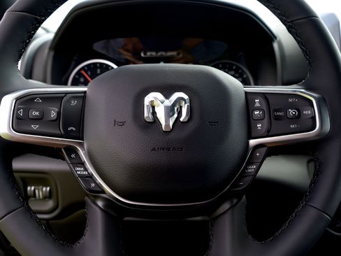 New 2026 RAM 1500 Lone Star AWD/4WD image 11
