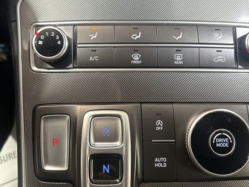 Used 2023 Hyundai Santa Fe SE image 32