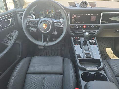 New 2026 Porsche Macan AWD/4WD image 23