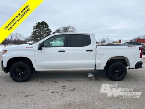 Used 2020 Chevrolet Silverado 1500 Custom Trail Boss w/ Custom Convenience Package image 3
