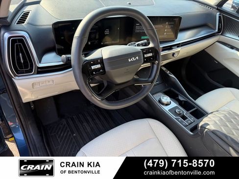 Certified 2026 Kia Sorento EX w/ EX Premium Package FWD image 9