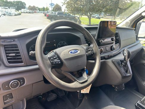 Used 2021 Ford Transit 250 148 High Roof Extended w/ Parcel Delivery Package RWD image 19
