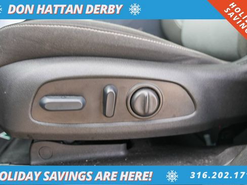 Used 2023 Chevrolet Blazer LT w/ Convenience Package image 16