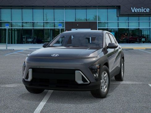 New 2027 Hyundai Kona SE FWD image 6