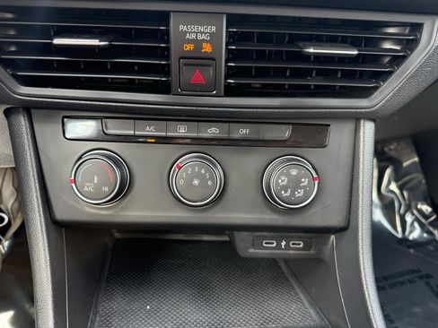 Used 2020 Volkswagen Jetta S image 21