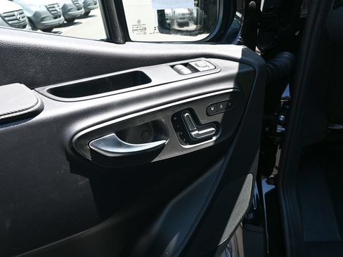 Used 2026 Mercedes-Benz Sprinter 2500 image 8
