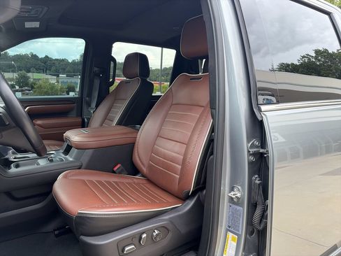 Used 2024 GMC Sierra 2500 Denali Ultimate w/ Max Trailering Package AWD/4WD image 14