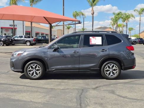 Used 2021 Subaru Forester Premium w/ Popular Package #1 AWD/4WD image 9
