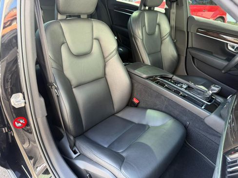 Used 2018 Volvo S90 T5 Momentum w/ Convenience Package FWD image 44