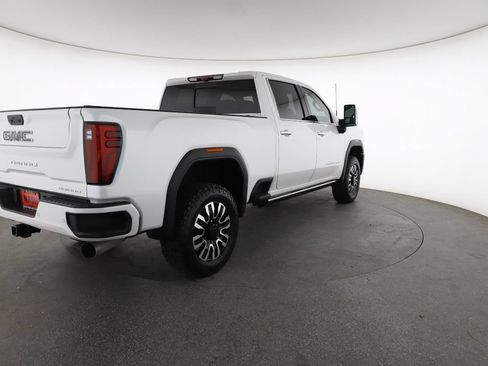 Certified 2025 GMC Sierra 2500 Denali Ultimate w/ Max Trailering Package AWD/4WD image 12