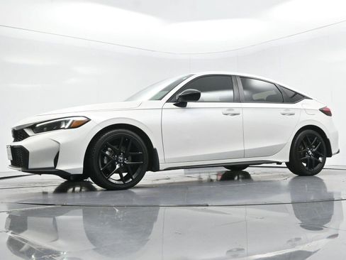 Used 2025 Honda Civic Sport image 44