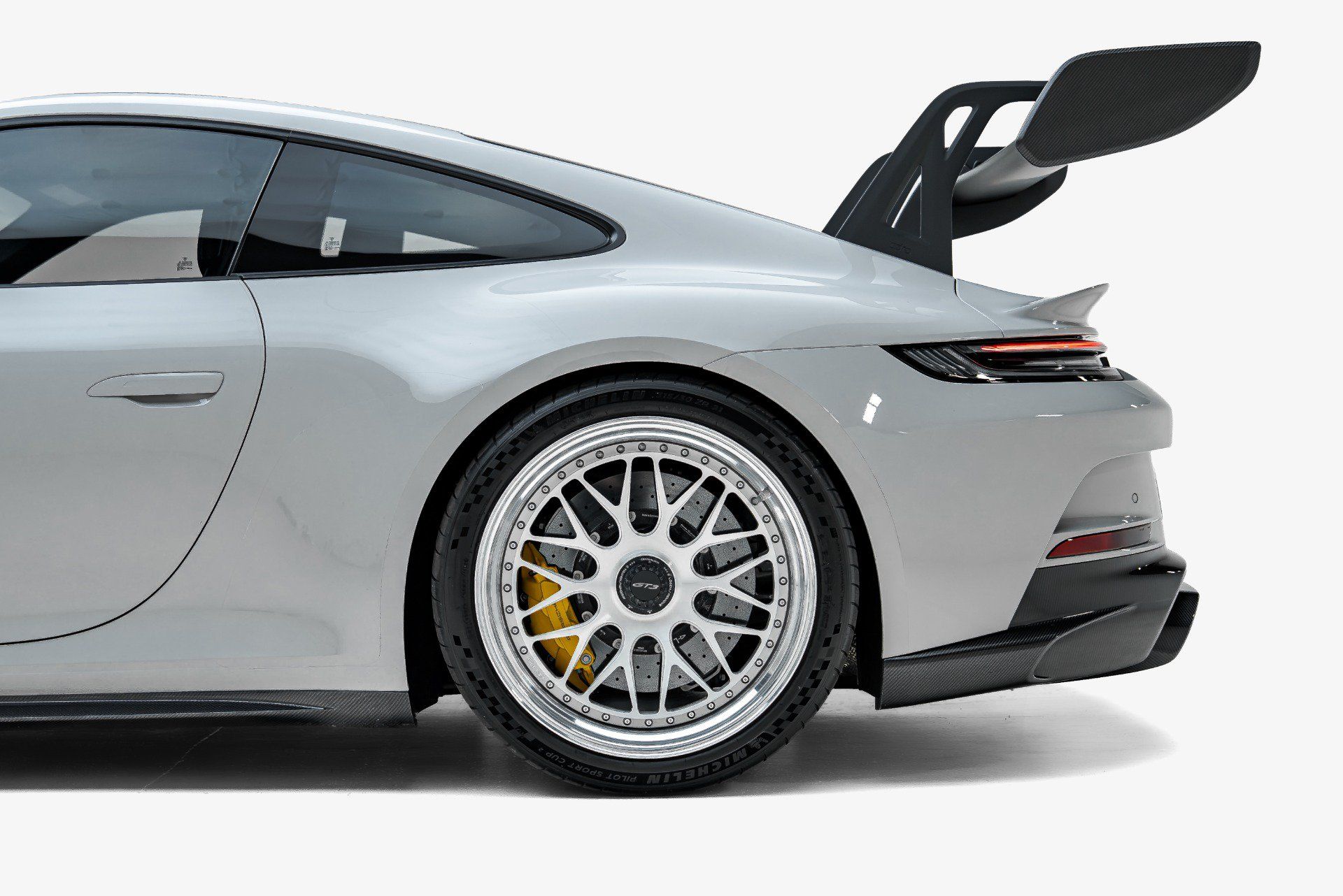 Used 2022 Porsche 911 GT3 RWD image 15