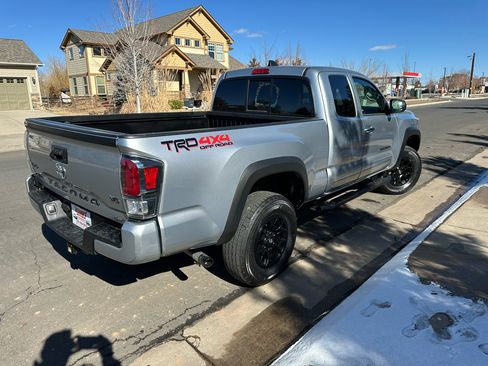 Used 2022 Toyota Tacoma SR5 image 5