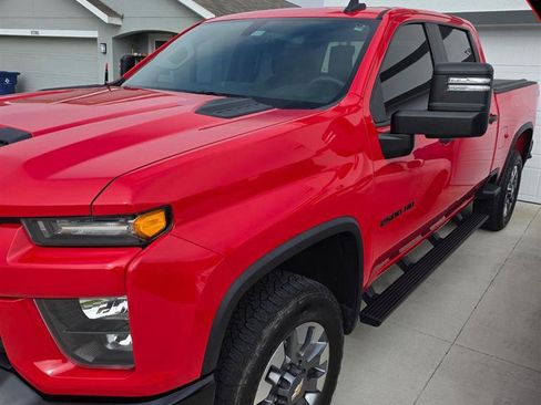 Used 2022 Chevrolet Silverado 2500 Custom w/ Custom Value Package image 1