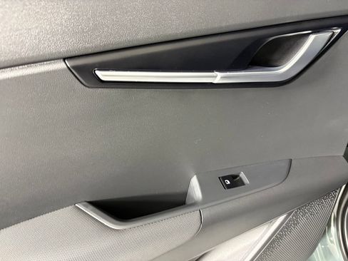 New 2026 Kia Niro Wind FWD image 33