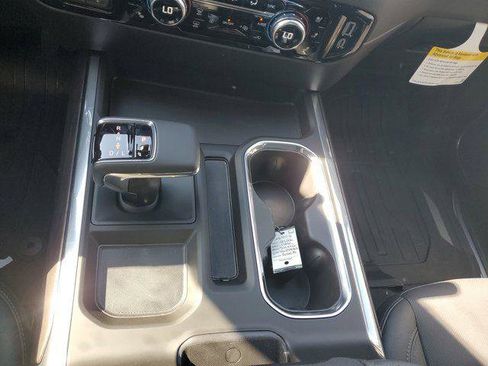 New 2026 GMC Sierra 1500 SLT w/ SLT Premium Package AWD/4WD image 27