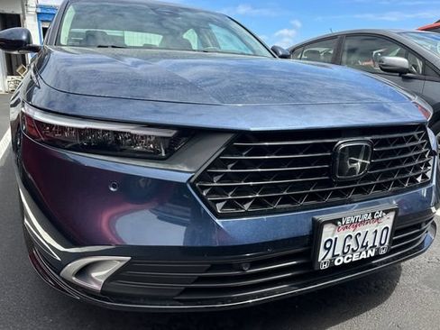 Used 2024 Honda Accord Touring image 3