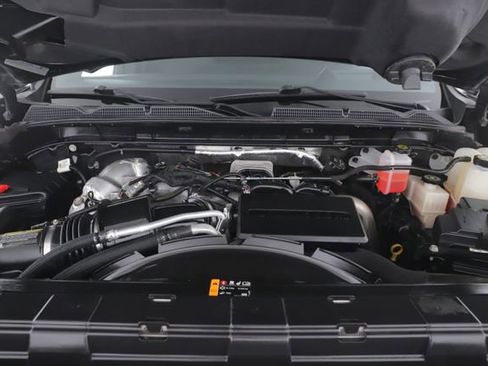 Used 2024 GMC Sierra 2500 AT4 w/ AT4 Premium Plus Package AWD/4WD image 15