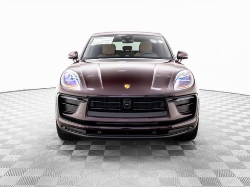 New 2026 Porsche Macan image 9