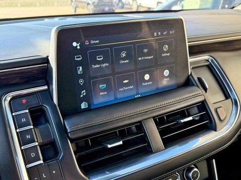 Certified 2024 Chevrolet Tahoe Z71 w/ Luxury Package image 27