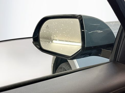 Used 2024 Hyundai Ioniq 5 Limited AWD/4WD image 16