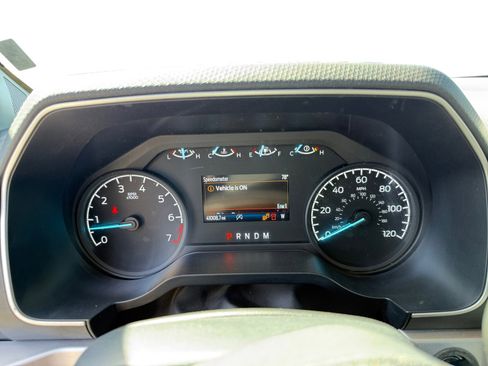 Used 2023 Ford F150 XLT image 11