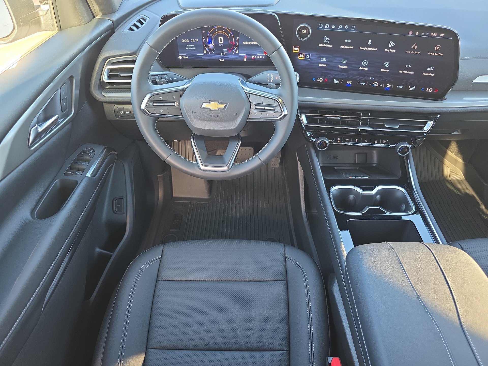 New 2027 Chevrolet Traverse LT w/ Driver Confidence Package FWD image 19