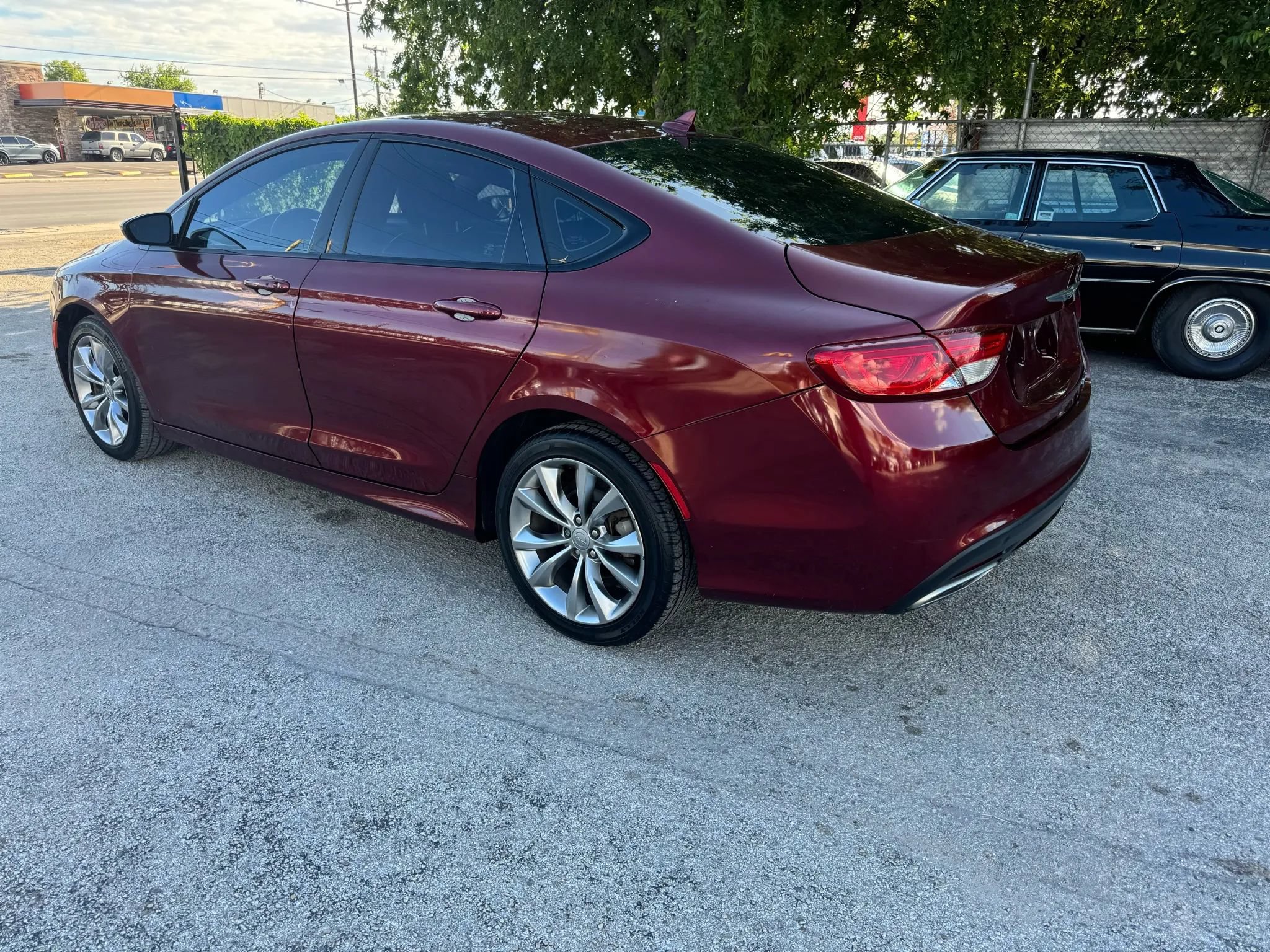 Used 2015 Chrysler 200 S w/ Navigation & Sound Group I FWD image 4