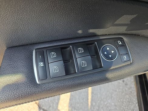 Used 2013 Mercedes-Benz E 350 Cabriolet image 14