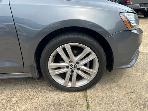 Used 2015 Volkswagen Jetta SEL FWD image 31