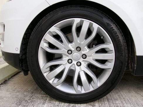 Used 2017 Land Rover Range Rover Sport HSE image 65