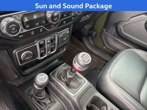 Used 2021 Jeep Wrangler Unlimited Sport w/ Sun And Sound Package image 8