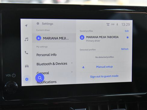 Used 2024 Toyota Corolla SE w/ SE Package image 19