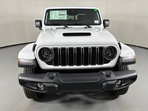 New 2026 Jeep Gladiator Sport AWD/4WD image 3