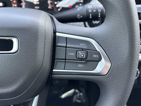 New 2025 Jeep Compass Sport image 26