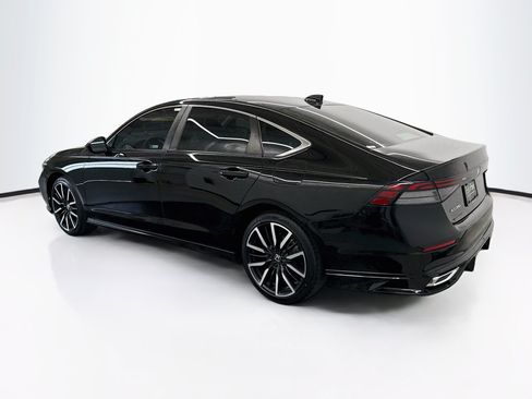 Used 2023 Honda Accord LX image 5
