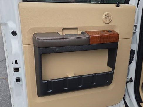 Used 2016 Ford F350 King Ranch w/ FX4 Off-Road Package image 9