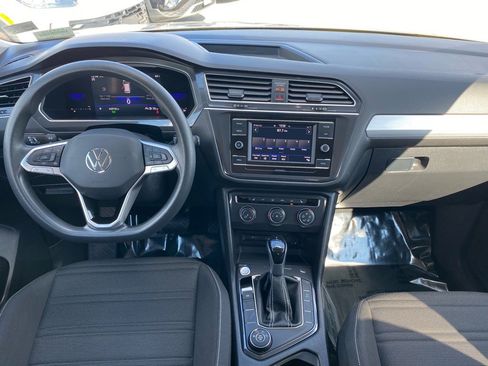 Used 2023 Volkswagen Tiguan S image 12