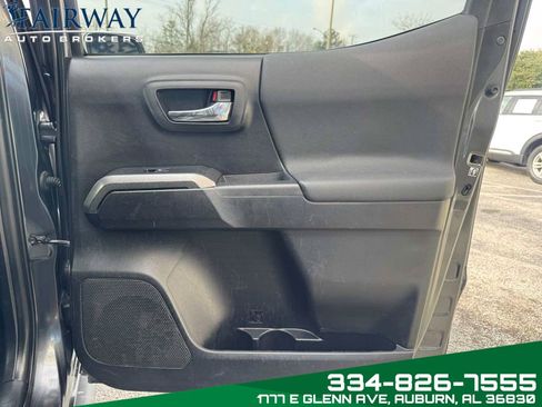 Used 2020 Toyota Tacoma TRD Sport w/ TRD Premium Sport Package image 30