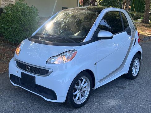 Used 2015 smart fortwo electric drive RWD image 1