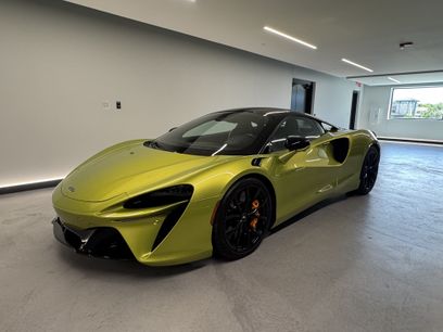 Used 2023 McLaren Artura