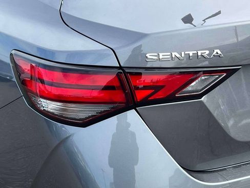 Certified 2025 Nissan Sentra SV FWD image 11