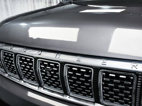 Used 2022 Jeep Grand Wagoneer Series II w/ Convenience Group III AWD/4WD image 96