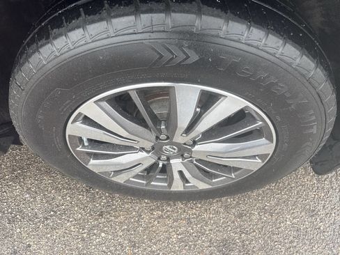 Used 2019 Nissan Pathfinder S AWD/4WD image 13
