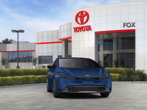 New 2027 Toyota Prius LE FWD image 39