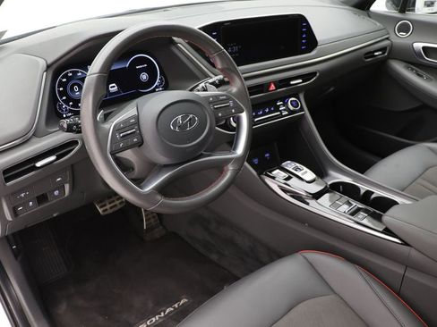 Used 2023 Hyundai Sonata SEL Plus image 13