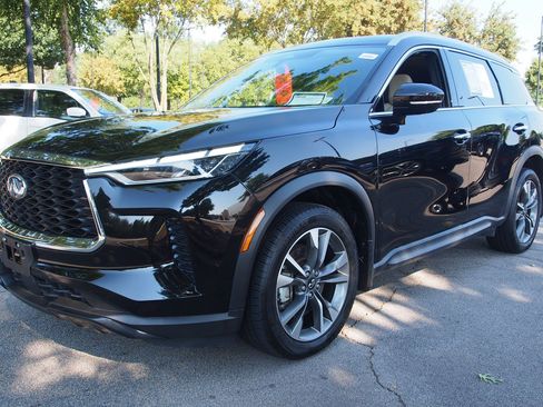 Used 2025 INFINITI QX60 Luxe AWD/4WD image 3