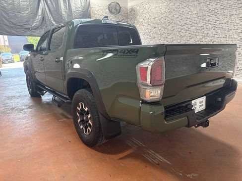 Used 2021 Toyota Tacoma TRD Off-Road w/ TRD Premium Off Road Package AWD/4WD image 5