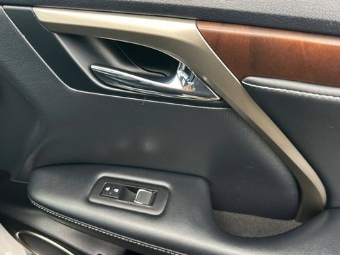 Used 2022 Lexus RX 450h AWD w/ Premium Package image 22