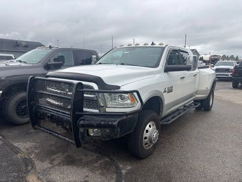 Used 2014 RAM 3500 Laramie AWD/4WD image 3